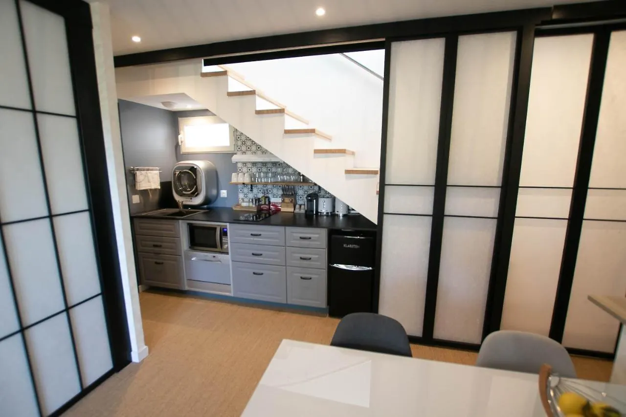 Apartment Gite Avec Piscine Privee A Interieure, Jacuzzi & Sauna Saint-Cassin France