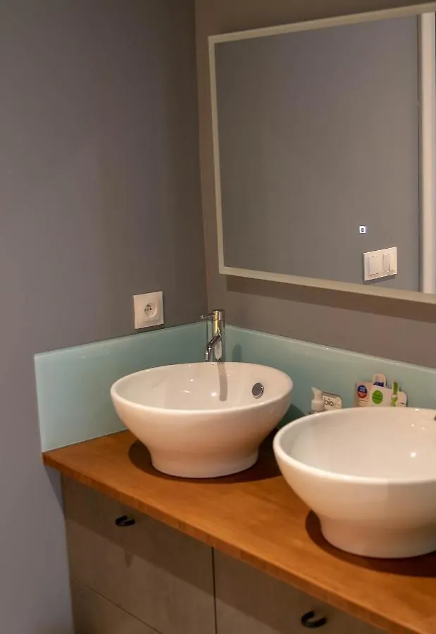 Apartment Gite Avec Piscine Privee A Interieure, Jacuzzi & Sauna Saint-Cassin