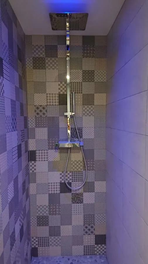 Gite Avec Piscine Privee A Interieure, Jacuzzi & Sauna Saint-Cassin France